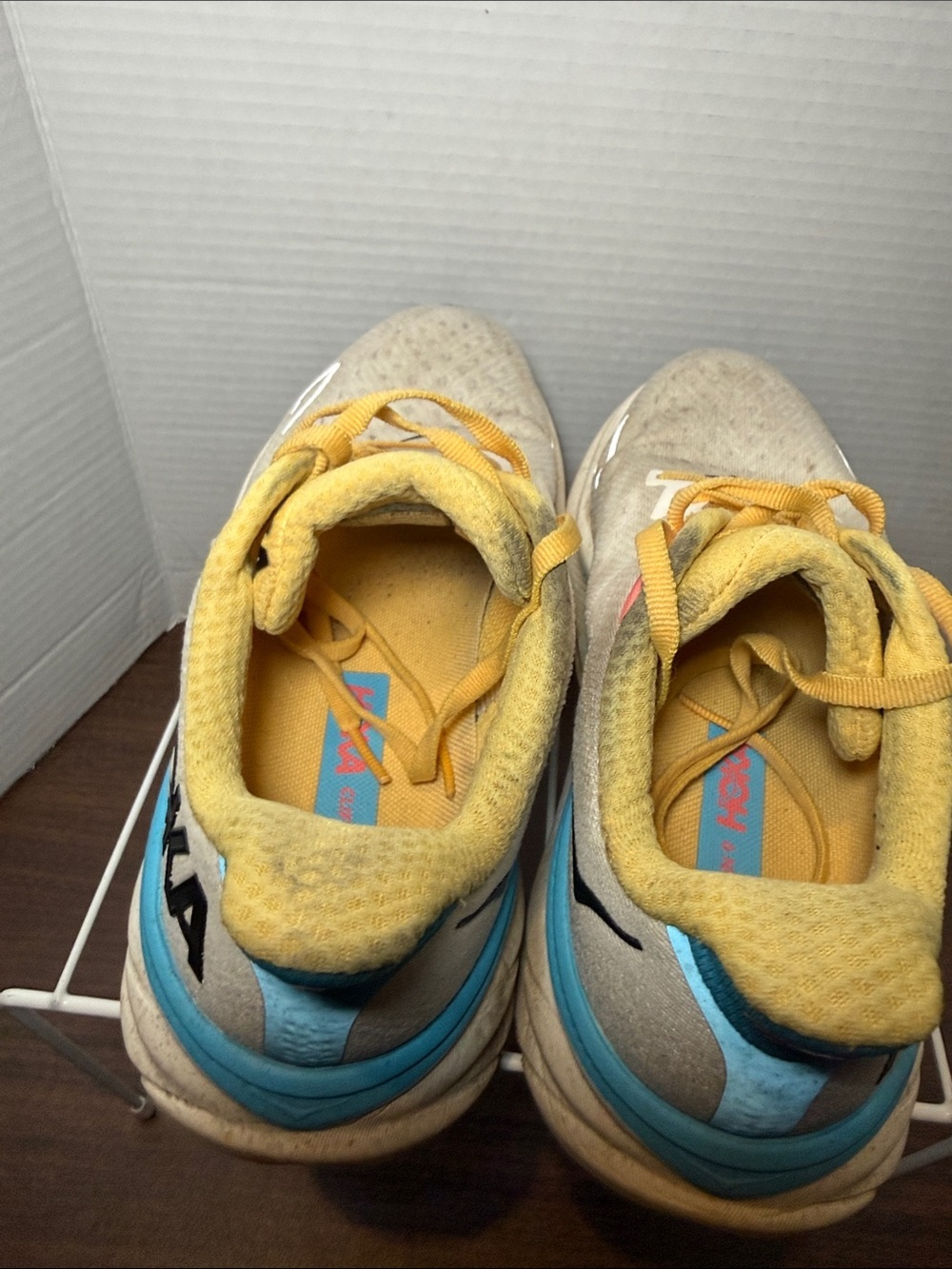 Hoka Clifton 9 'Blanc de Blanc/Swim Day' Women's Running Shoes Size 8.5B - Picture 7 of 14